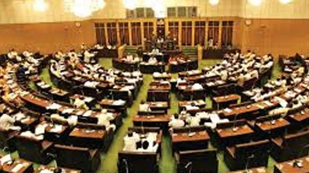 అసెంబ్లీలో నేతల ముచ్చట్లపై ఆసక్తికర చర్చ