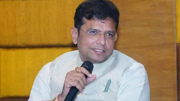 కోరినప్పుడల్లా మైక్‌ ఇవ్వడం సాధ్యం కాదు