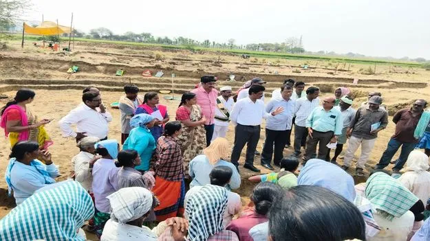 ఉపాధి కూలీలకు సౌకర్యాలు కల్పించాలి 
