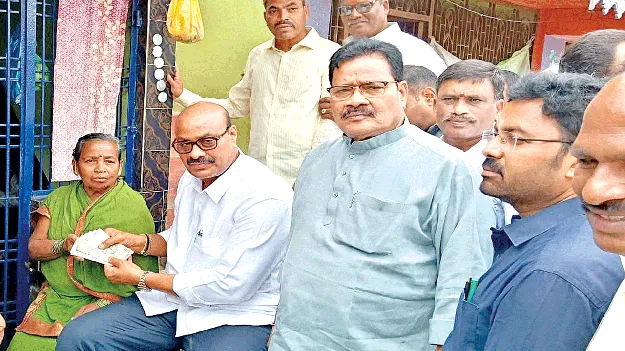 విమానాశ్రయంతో అభివృద్ధి దిశగా..
