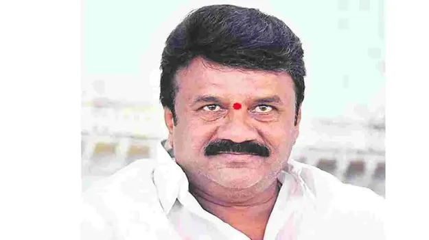 బీసీ రిజర్వేషన్ల కోసం అడుక్కోవాలా?