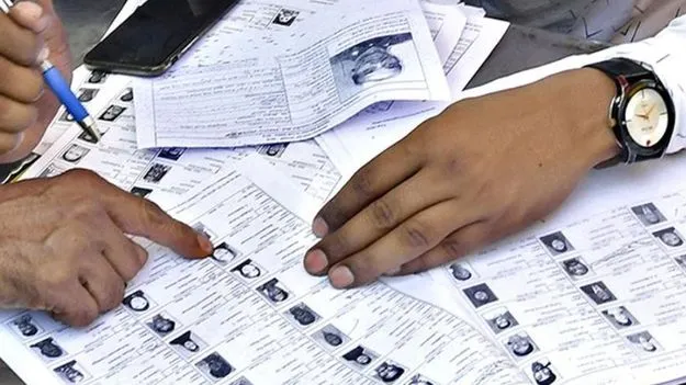 ఎస్‌ఐఆర్‌కు పోలీసులు సహకరించాలి