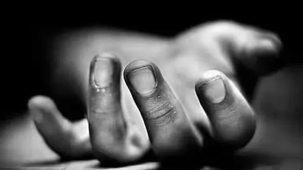 ఇద్దరు పిల్లల్ని చంపి అర్చకుడి ఆత్మహత్య