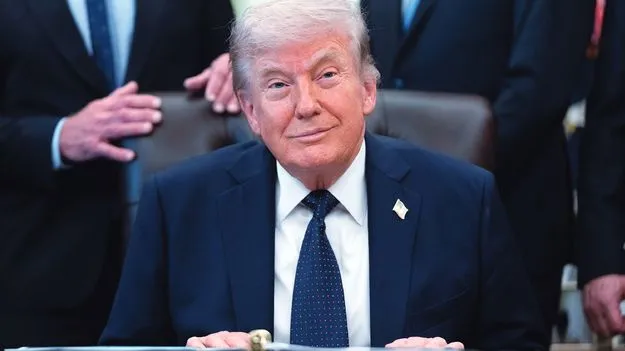 వలసదారులకు శరణు కోరే హక్కు ఉంది