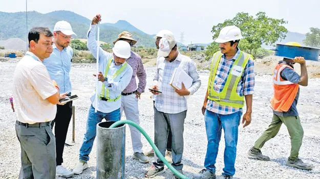 అబట్మెంట్‌ డిజైన్లు భేష్‌