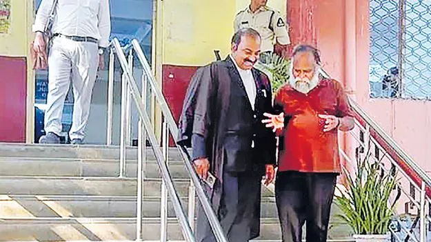 మానవ అక్రమ రవాణా కేసులో జగ్గారెడ్డికి క్లీన్‌చిట్‌ 