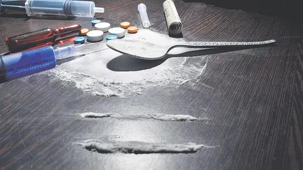 డ్రగ్స్‌ కేసుల్లో ఒక్కసారి దొరికితే.. కెరీర్‌ ఖతం!