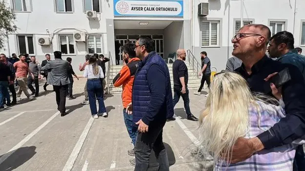 తుర్కియే పాఠశాలలో విద్యార్థి కాల్పులు 9 మంది మృతి..13మందికి గాయాలు