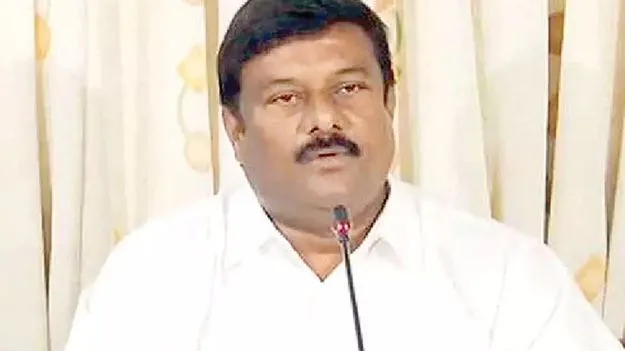 నిరుద్యోగులతో ప్రభుత్వం చెలగాటం: ఏలేటి
