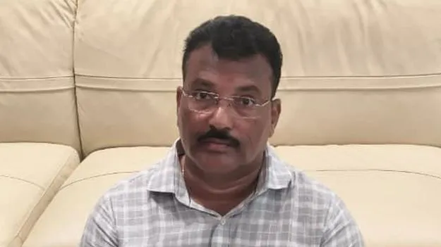 పొదుపు లక్షల్లో.. ఆస్తులు కోట్లలో!