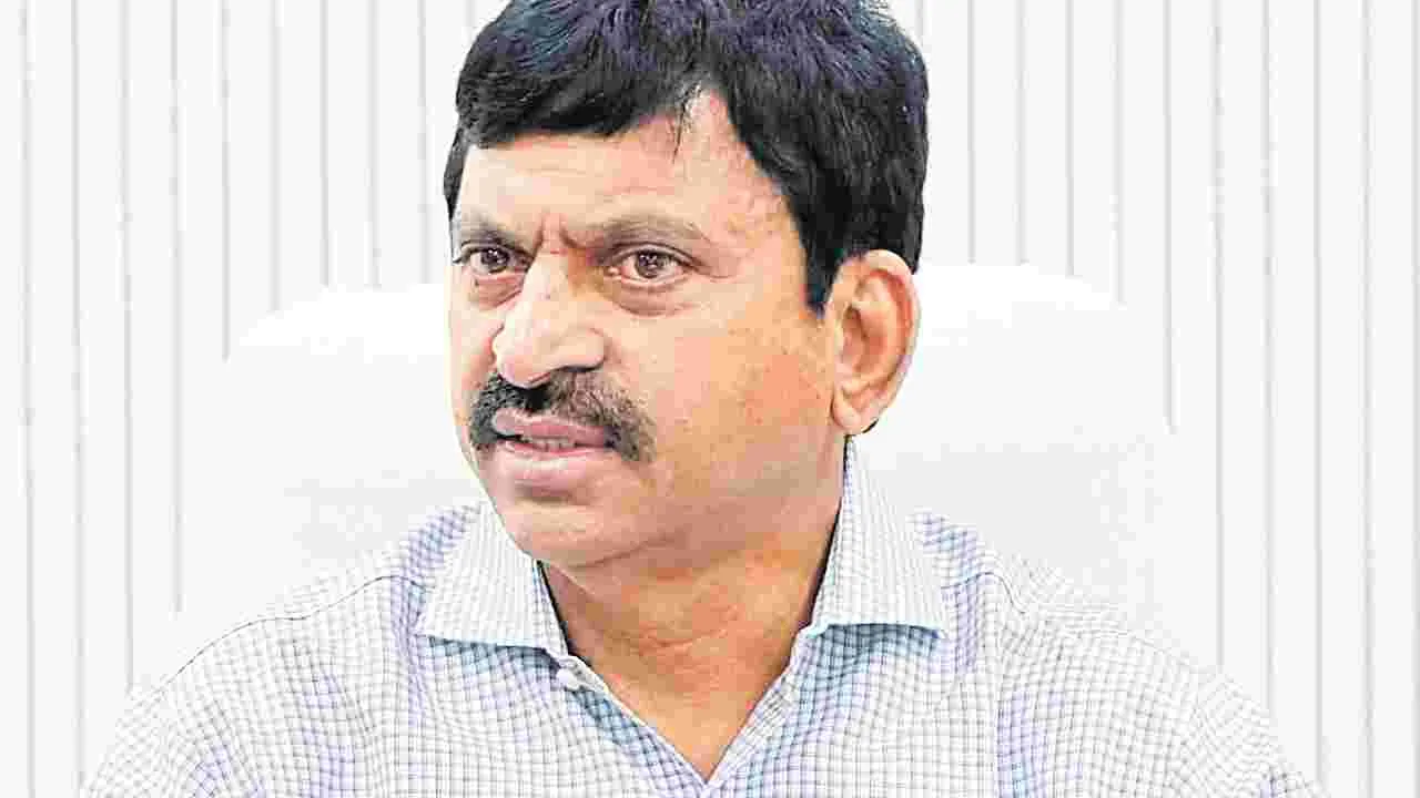 క్యూర్‌ పరిధిలో 10 అంతస్తుల్లో ఇందిరమ్మ ఇళ్లు