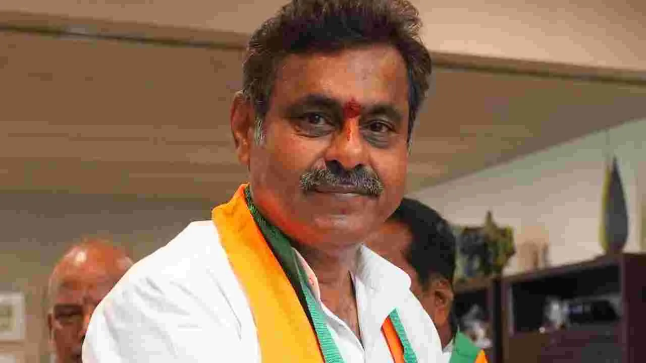 బీఆర్‌ఎస్‌, కాంగ్రెస్‌... దొంగలనే దోచుకునే దొంగలు