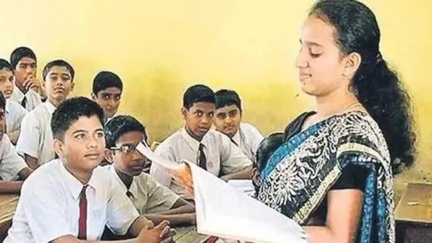 టీచర్‌ పదోన్నతులకు టెట్‌ తప్పనిసరి!
