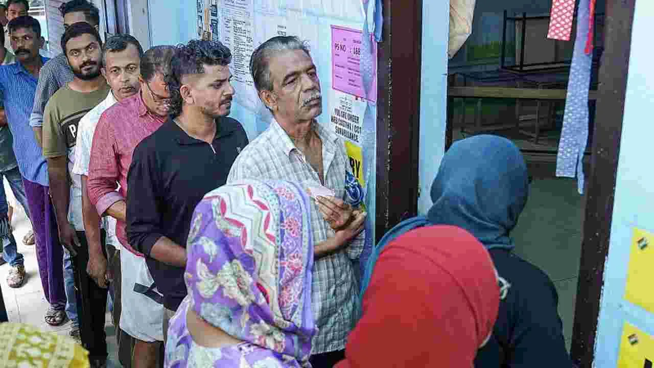 ఓట్ల లెక్కింపు రోజుకు ముందు స్ట్రాంగ్  రూమ్‌లను తెర వొద్దు