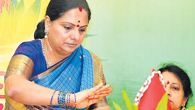 డాడీ.. మోడీ.. చిన్న మోడీపైనే నా పోరాటం