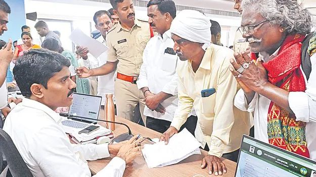 సారూ.. నా గోడు వినండి..!