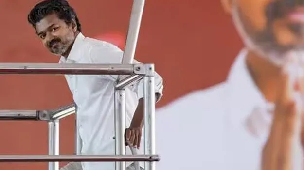 ద్రవిడ పార్టీలు అవుట్‌