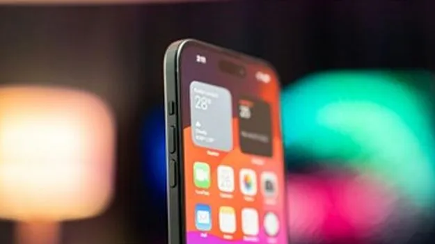 స్మార్ట్‌ఫోన్లకు తగ్గిన డిమాండ్‌