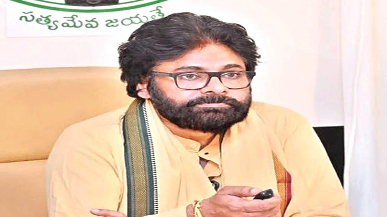 Urban forests need to be developed. నగరవనాలను అభివృద్ధి చేయాలి