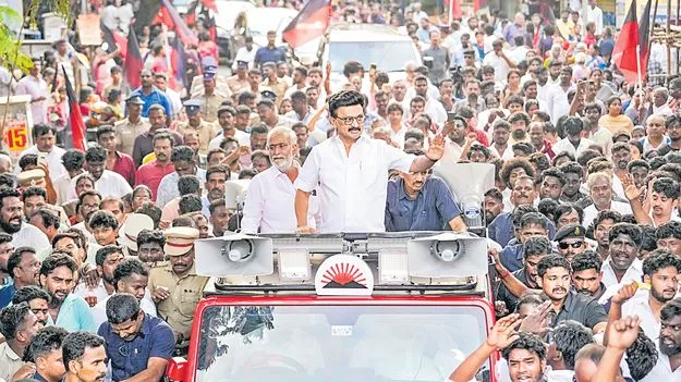 స్టాలిన్‌కు కొళత్తూరు కన్నీటి స్వాగతం