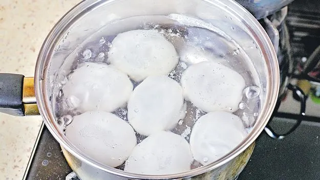 గుడ్లు ఉడికించిన నీటిలో పోషకాలు