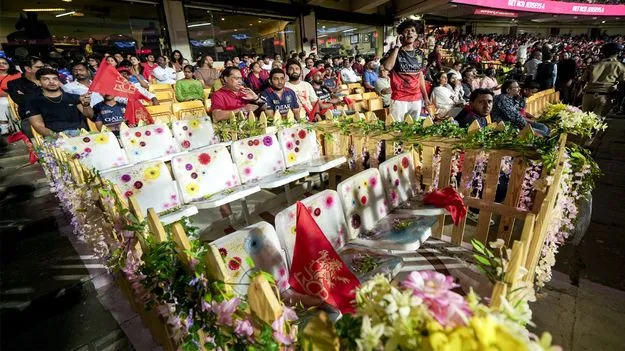 గతేడాది ఆర్‌సీబీ జట్టు విజయోత్సవం సందర్భంగా