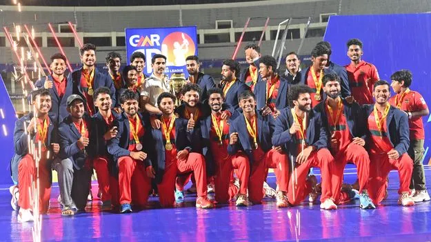 ఏపీఎల్‌ విజేత భీమవరం బుల్స్‌