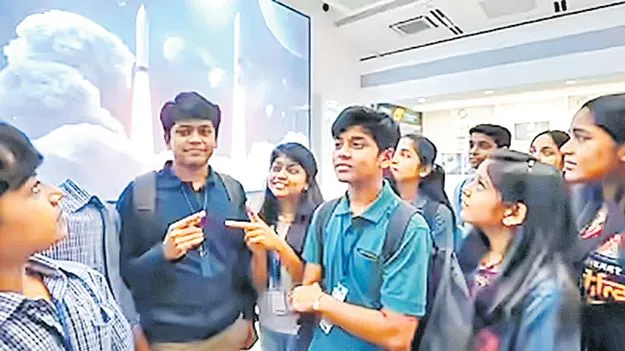 తొమ్మిదో తరగతి విద్యార్థుల కోసం ఇస్రో యువిక