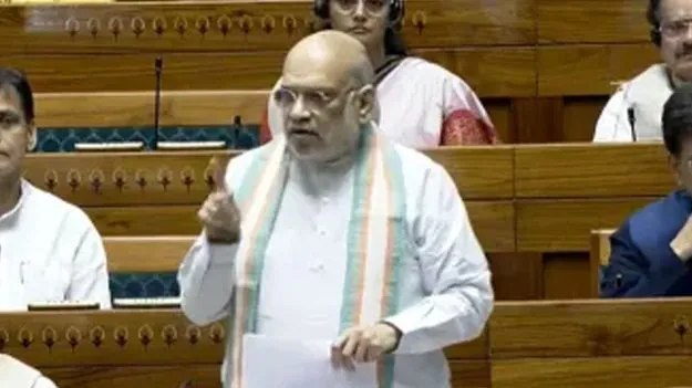 కమ్యూనిస్టులు, మావోయిస్టులకు తేడా తెలియదా?: మల్లు రవి 