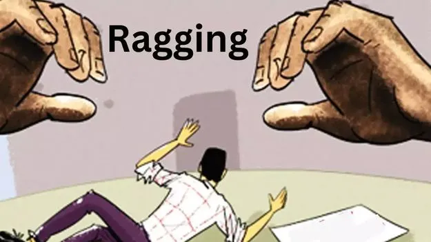 కేఎంసీలో ర్యాగింగ్‌.. 