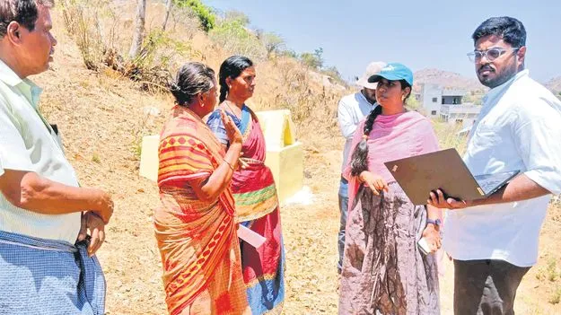 పొలం వివాదానికి ‘అక్షరం అండ’