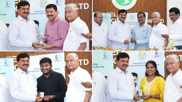 దేశానికే ఆదర్శంగా తెలంగాణలో అక్రిడిటేషన్ల జారీ