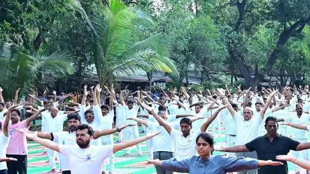 యోగాంధ్రకు 55 లక్షల మంది రిజిస్ట్రేషన్లు