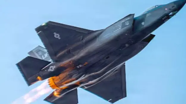 37 రోజుల్లో.. 40 విమానాలు నేలమట్టం..!