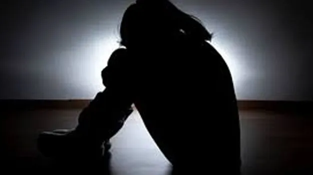 ఏడేళ్ల చిన్నారిపై యువకుడి అత్యాచారం