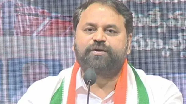 నీచ రాజకీయాలు చేస్తున్న బీఆర్‌ఎస్‌: అద్దంకి 