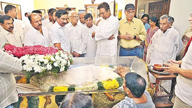 పారిశ్రామికవేత్త జీఎన్‌ నాయుడుకు ఏపీ సీఎం నివాళి