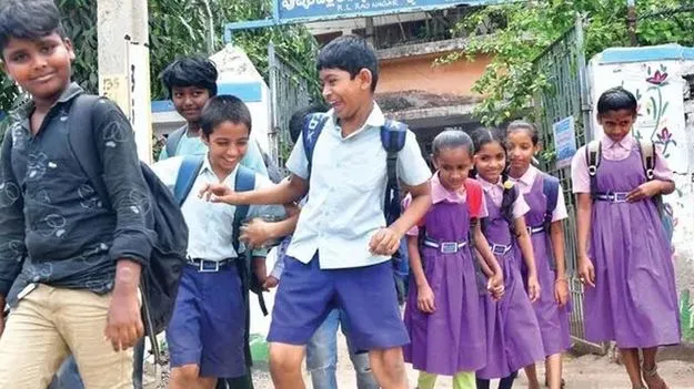 మో‘డల్‌’ ప్రైమరీ పాఠశాలలు! 