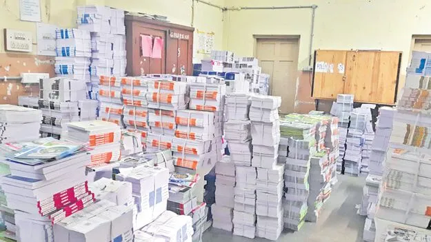 కొత్త పాఠ్య పుస్తకాలు రెడీ!