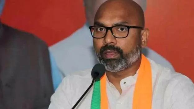 అరవింద్‌.. అబద్ధాలు తప్ప నిజాలు మాట్లాడడు..!: టీపీసీసీ 