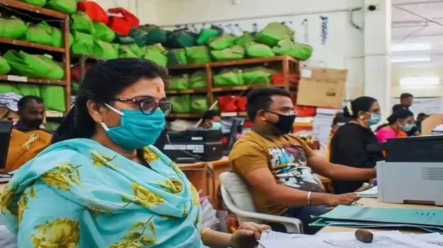 ఔట్‌ సోర్సింగ్‌ ఉద్యోగులకు 1వ తేదీనే జీతాలు