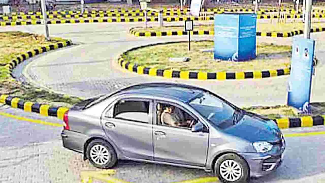 డ్రైవింగ్‌ లైసెన్స్‌కు కొత్త టెస్ట్‌!