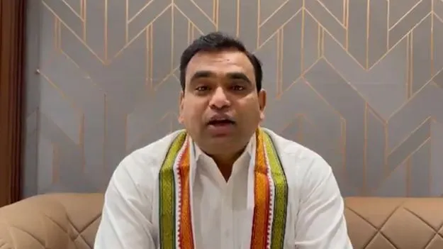 కేసీఆర్‌ దోచుకుంటే.. కిషన్‌రెడ్డి దాచుకున్నారా?