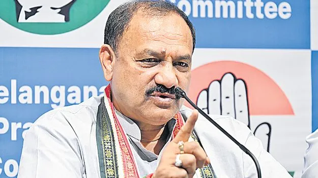 ఆయన కమలంలో ఓ రెక్క!