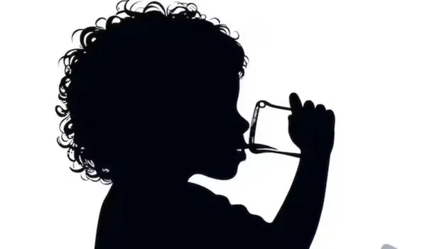 నాలుగేళ్ల చిన్నారితో యాసిడ్‌ తాగించిన పిన్ని