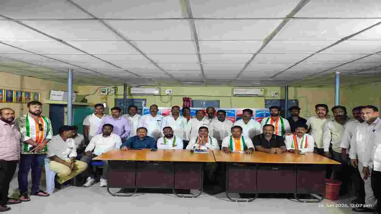 మతిభ్రమించి మాట్లాడుతున్న బాల్క సుమన్‌