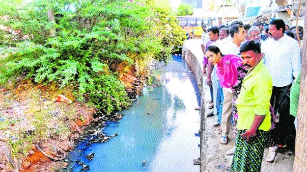 రూ.1.45 కోట్లతో రోడ్లు.. డ్రైన్లు