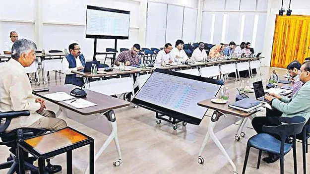 ప్రభుత్వ సేవలన్నీ ఆన్‌లైన్‌లోనే!