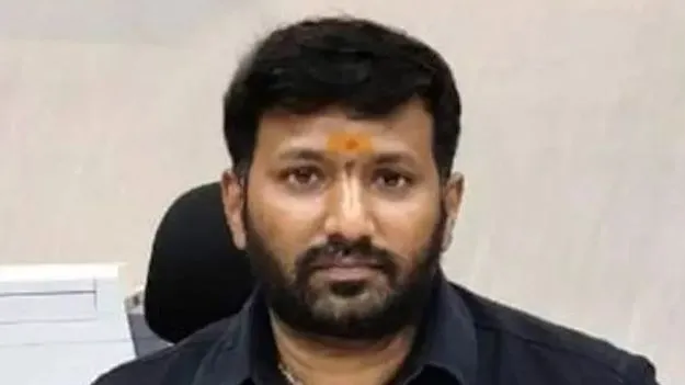 ఐఏఎస్‌ అమోయ్‌ కుమార్‌కు ఈడీ సమన్లు