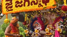 5 వేల కిలోల లడ్డూలతో జగన్నాథ రథం